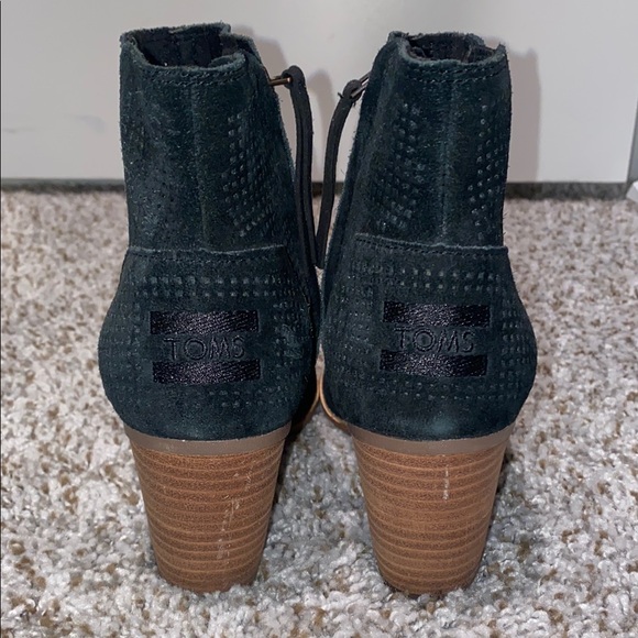 Tom’s Black Peep-Toe Ankle Boots - Picture 5 of 7